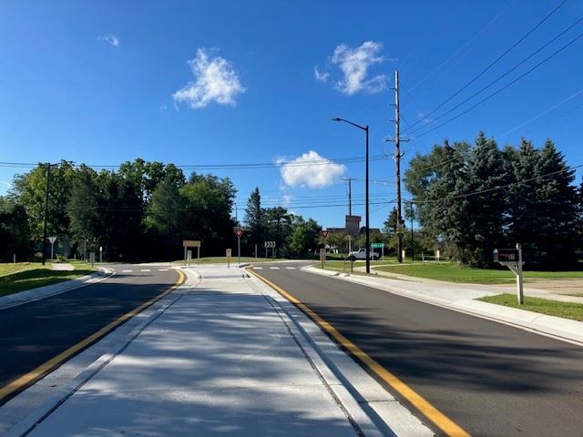 Elizabeth Lake Rd/Oxbow Lake Rd roundabout is open (9/1/2023)