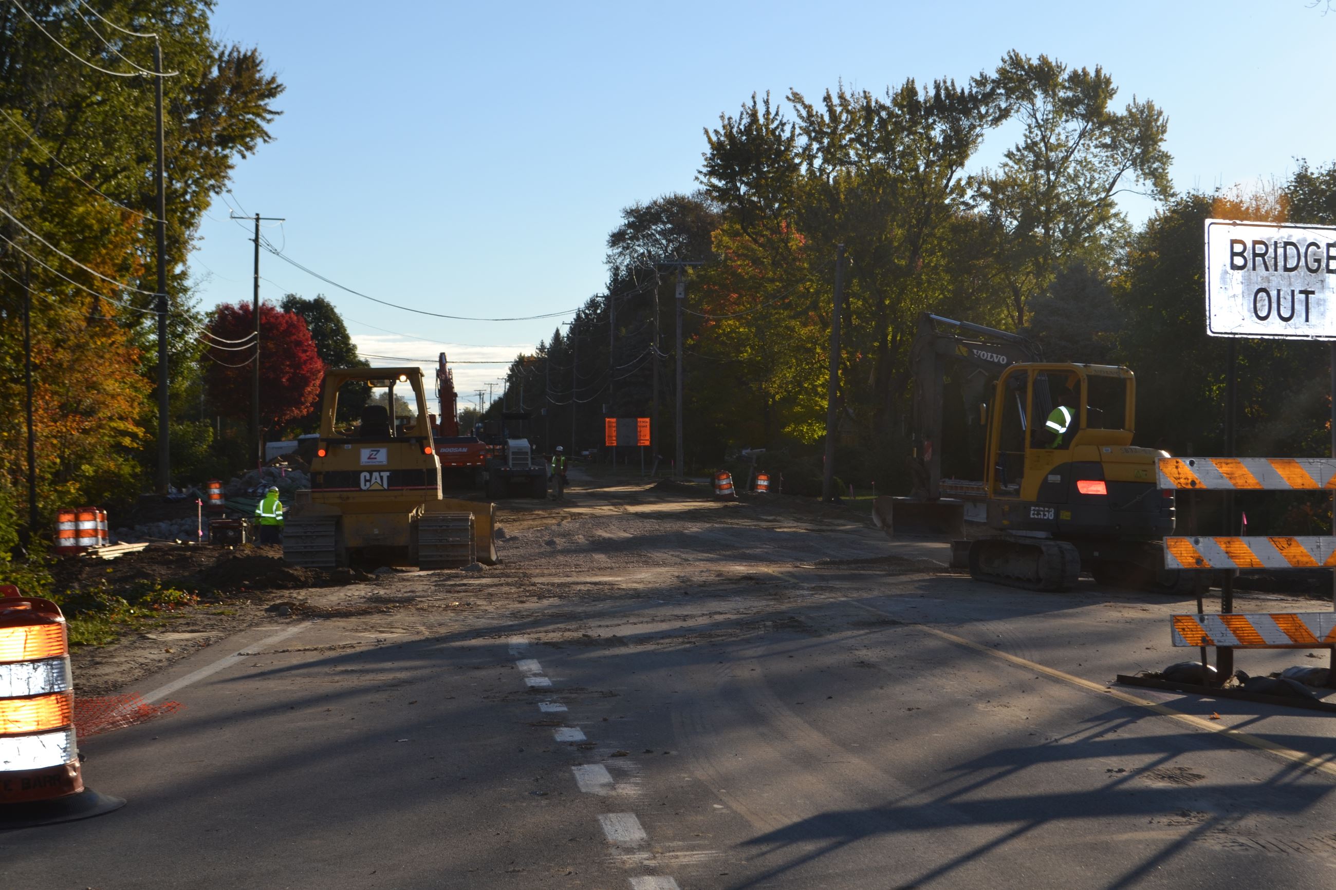 South Boulevard at the Ferry Creek looking east