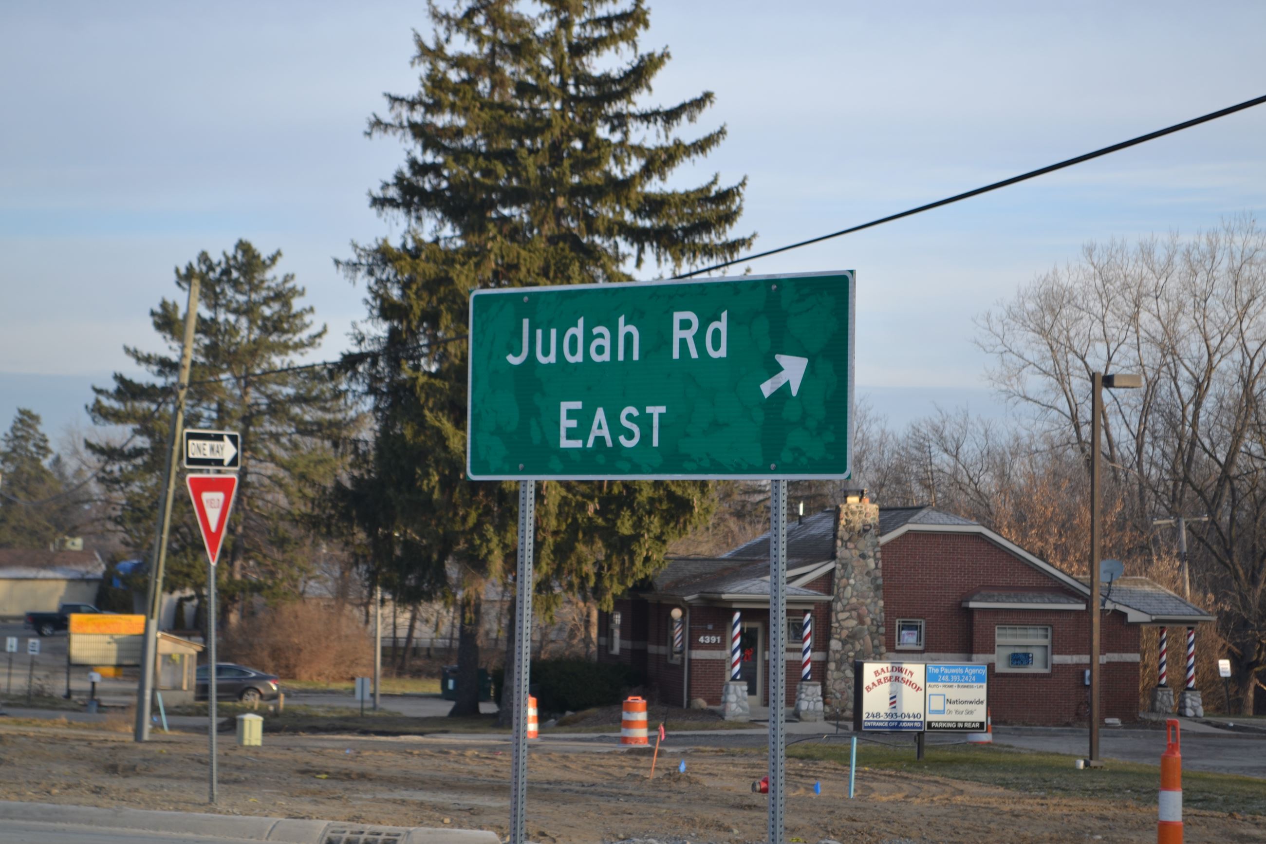 Judah Rd East Sign in Judah Road Roundabout (discoloration is due to frost on sign)
