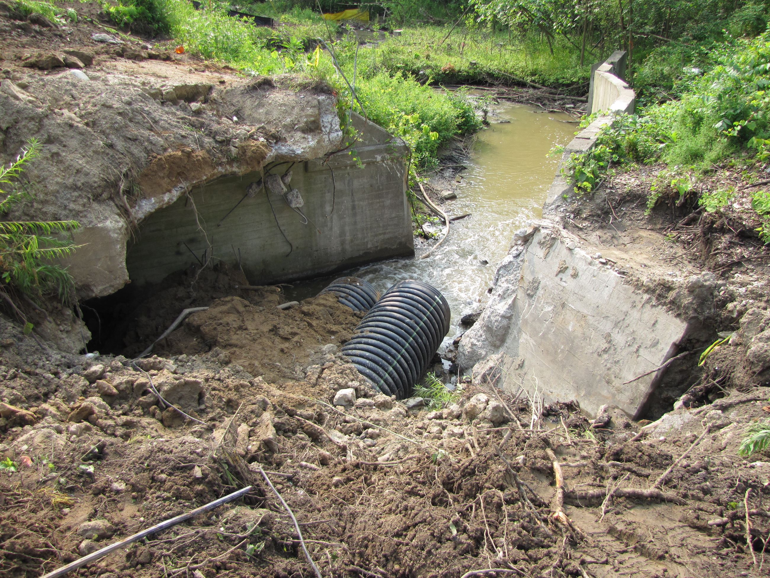 Maple Middlebelt Culvert in Progress