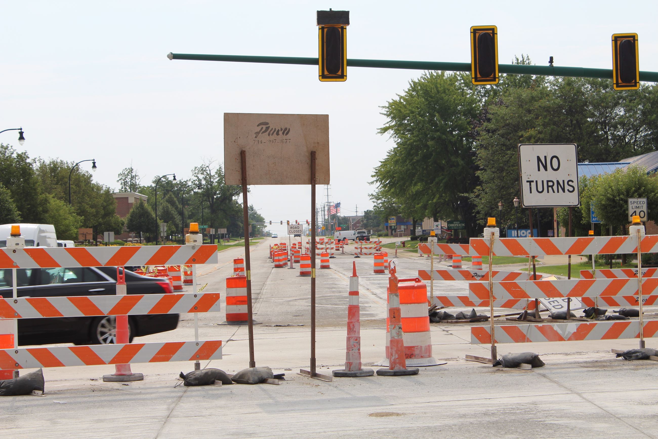 Concrete slab replacement work on Grand River Ave. east of Novi Rd.