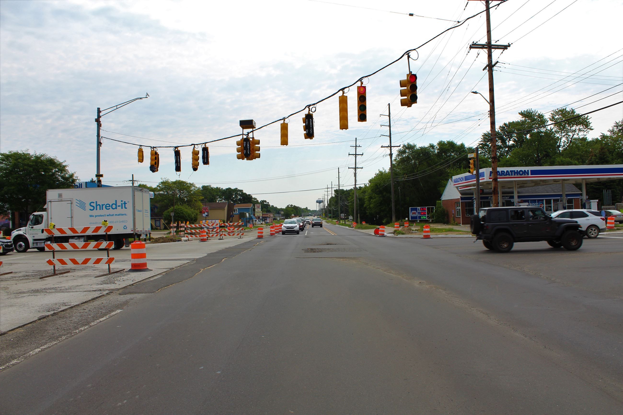 Newly constructed part of the Walton Blvd./Sashabaw Rd. intersection in Waterford Township