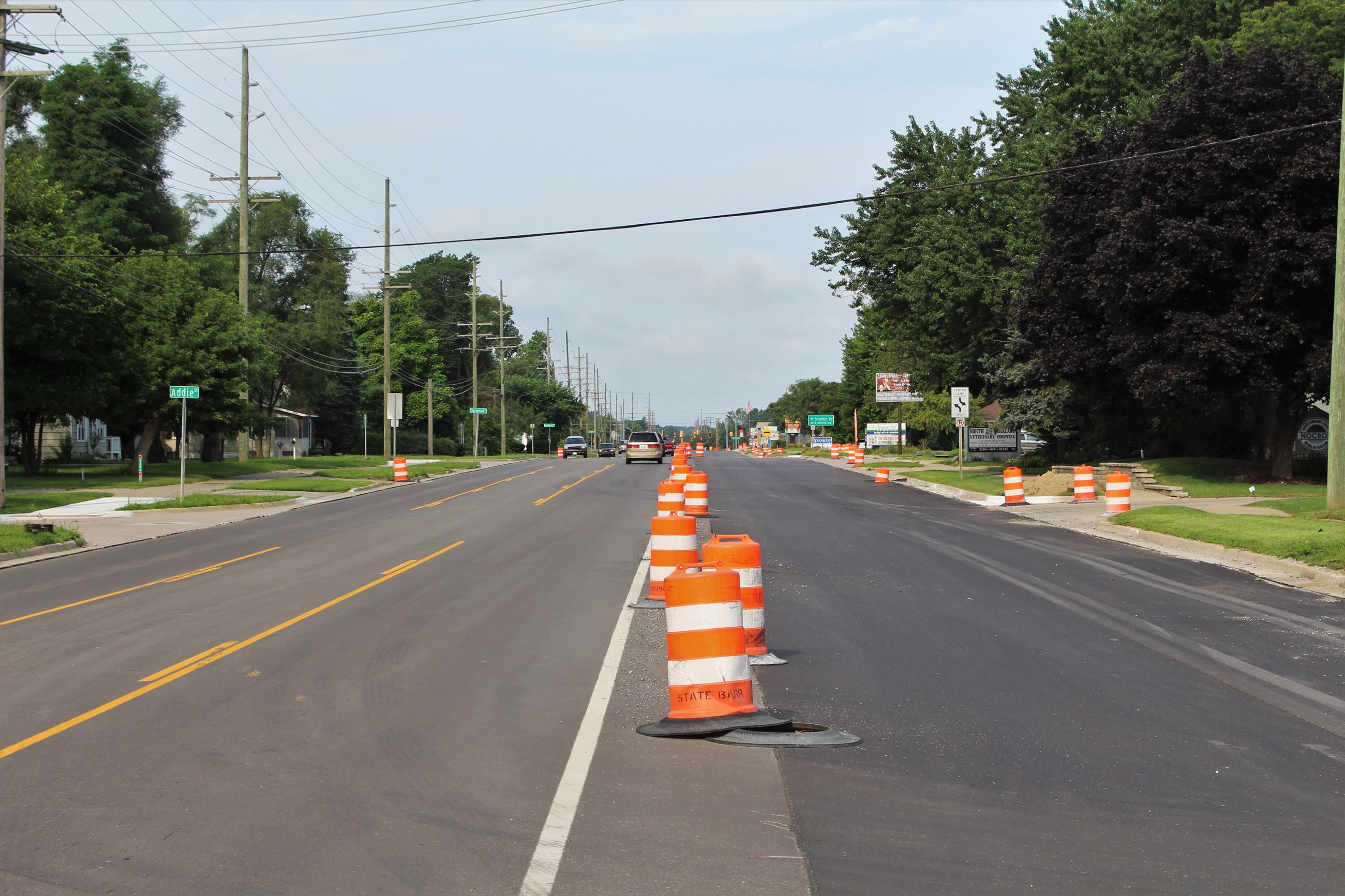 Walton Blvd. paved between Sashabaw Rd. and Dixie Hwy. looking westbound in Waterford Township